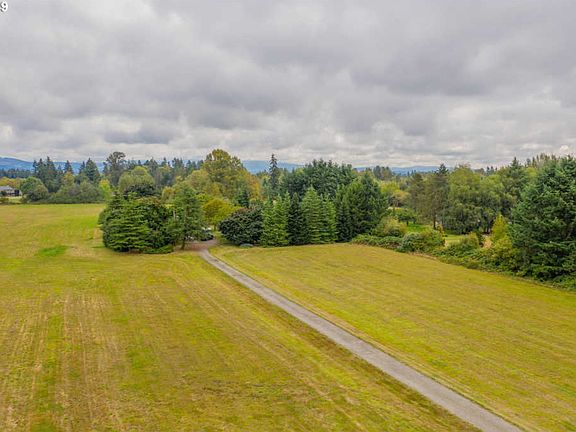 5th image of 23121 NE 92nd Ave