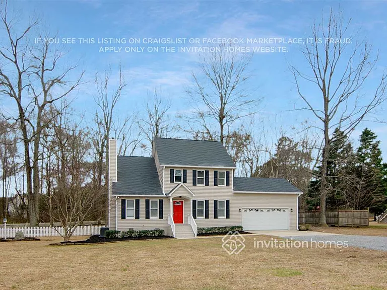 53 Hobson Ln — Photo 3