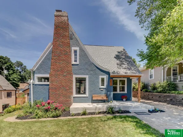 5632 Briggs St, Omaha, NE 68106