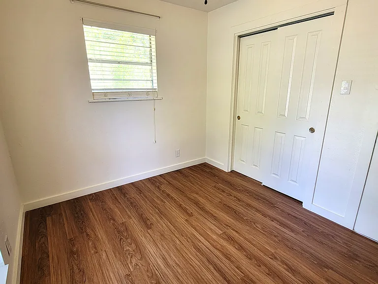 2100 Hill Top Ct #1 — Photo 29