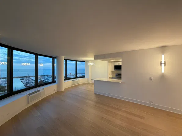 155 N Harbor Dr APT 408, Chicago, IL 60601