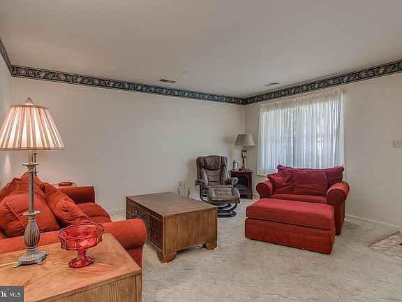 4th image of 113 Sunflower Dr