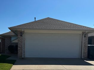 8208 SW 38th St, Oklahoma City, OK 73179
