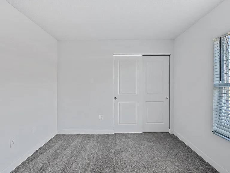 Apartments at Urbana — Photo 76