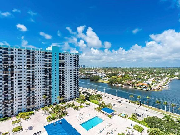 4th image of 1201 S Ocean Dr APT 2003N