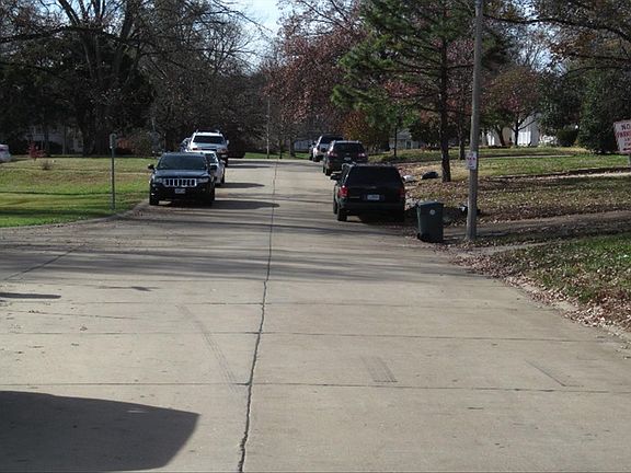 5th image of 1113 Mozart Dr