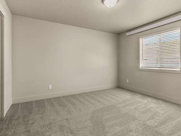 3573 Colt Cir — Photo 10