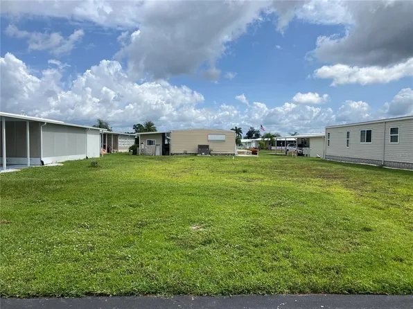 326 Robalo #104, North Pt, FL 34287