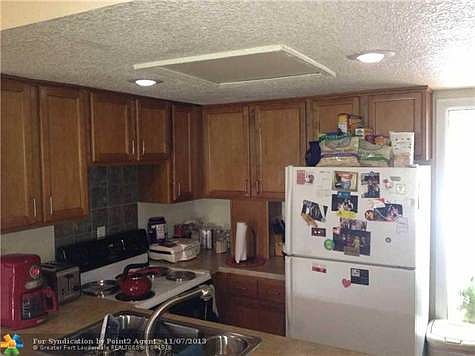5th image of 8103 SW 22nd Ct #140