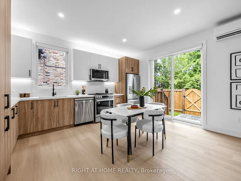 1416 Islington Ave #GS — Photo 3
