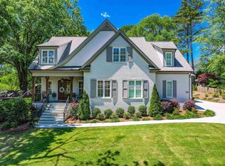 5405 Overlook Dr, Raleigh, NC 27609