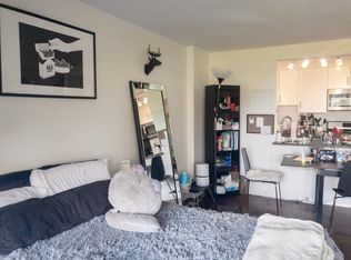 2 Hawthorne Pl APT 5B, Boston, MA 02114