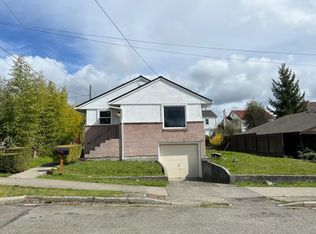 950 N Montgomery Ave, Bremerton, WA 98312