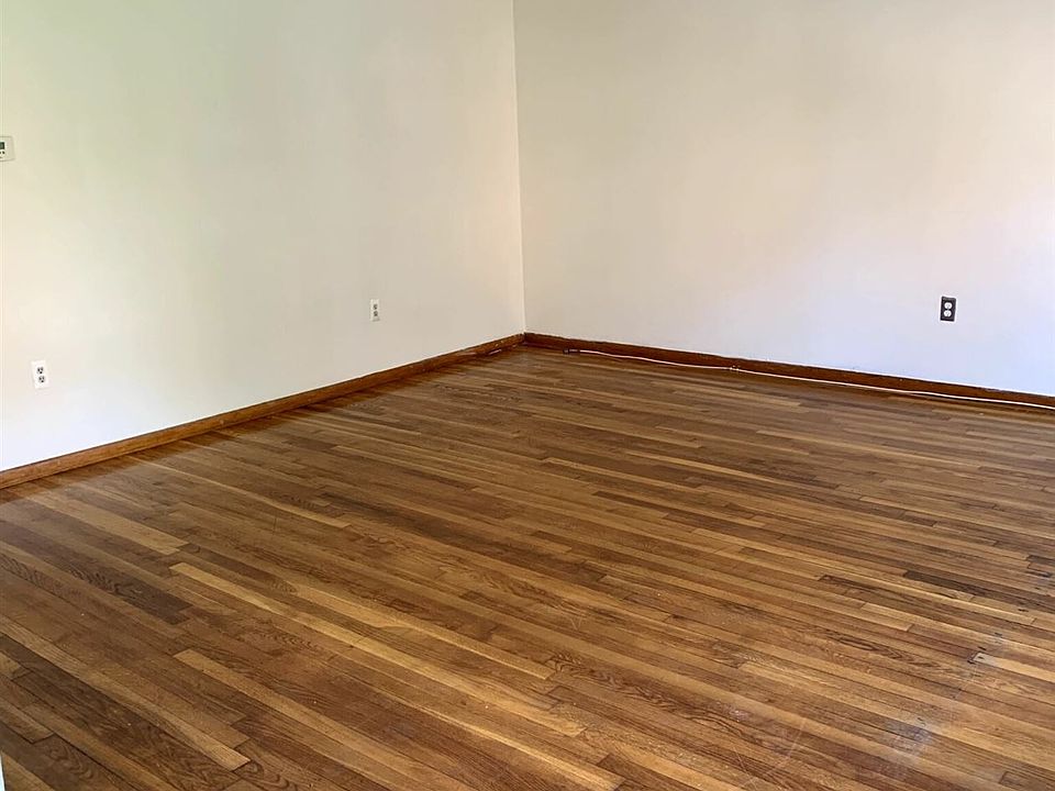 385W622221117464e