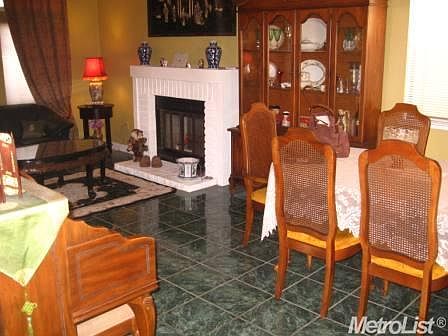 3rd image of 6647 Montauban Ave