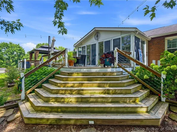 302 Bates Drive, Charlestown, IN 47111