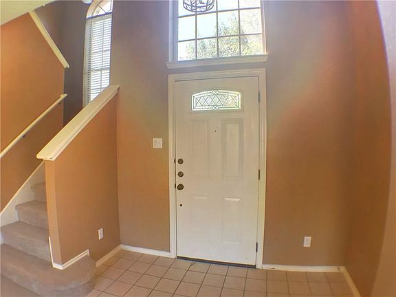 3rd image of 1510 Sundance Dr