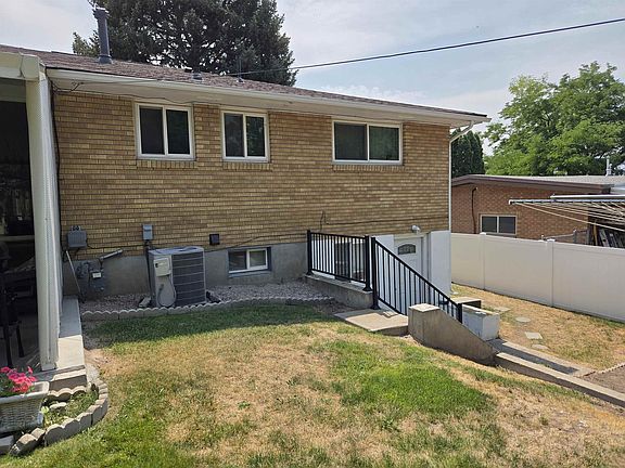 3rd image of 58 Colgate St