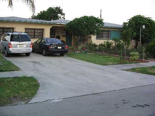 2nd image of 11215 NW 59th Ave