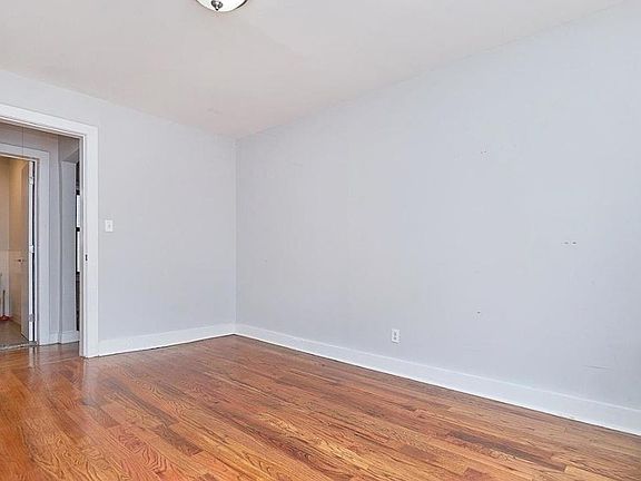 2nd image of 330 E 22nd St APT 1A