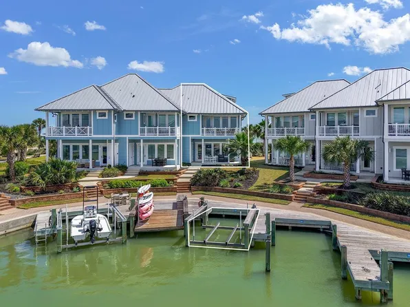 292 Reserve Ln Unit 103, Rockport, TX 78382