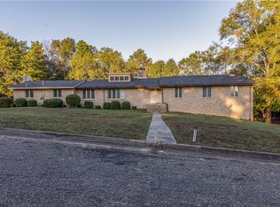 1007 Bluewater Ct, Tuskegee, AL 36083