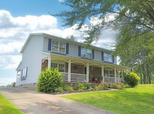 810 Fairway Dr, Howard, OH 43028