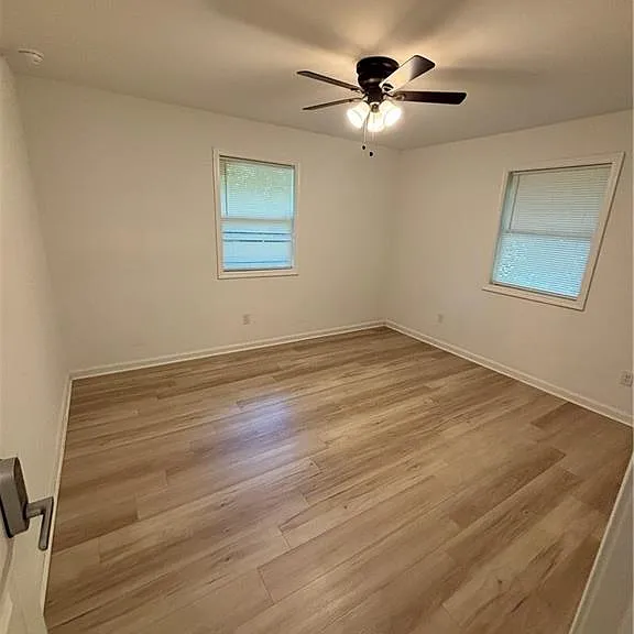 1656 Thornton Pl SW — Photo 10