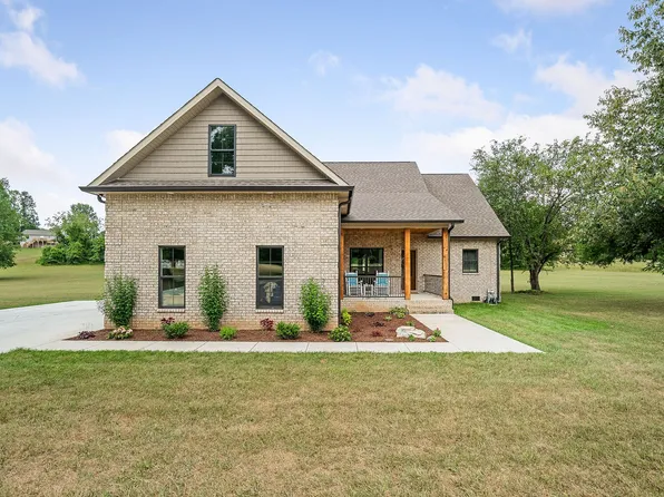 692 Peach Ave, Morrison, TN 37357