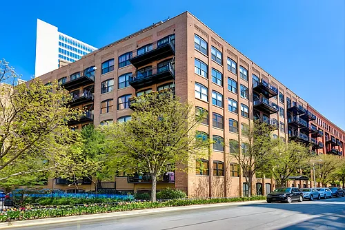 520 W Huron St #310 Photo 1