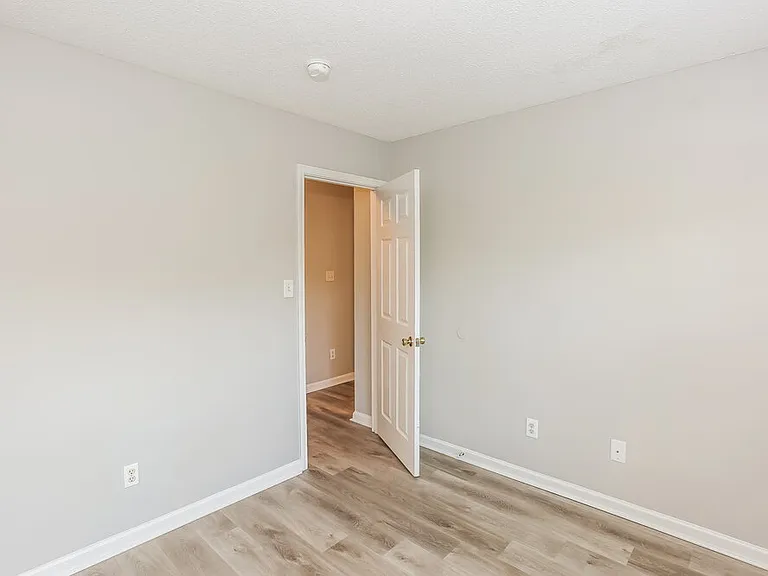 2954 Hawick Commons Dr — Photo 11
