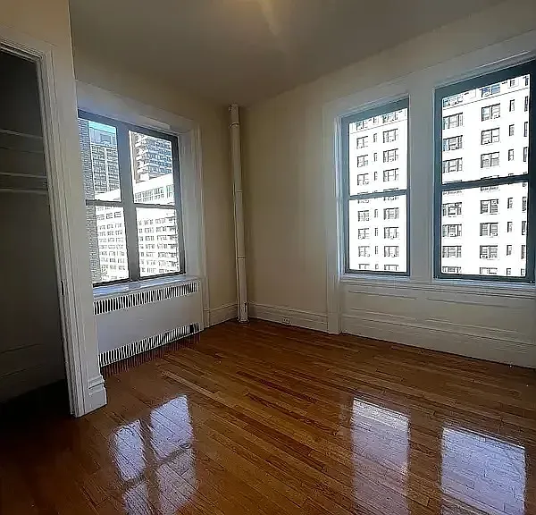2586 Broadway #4C — Photo 6
