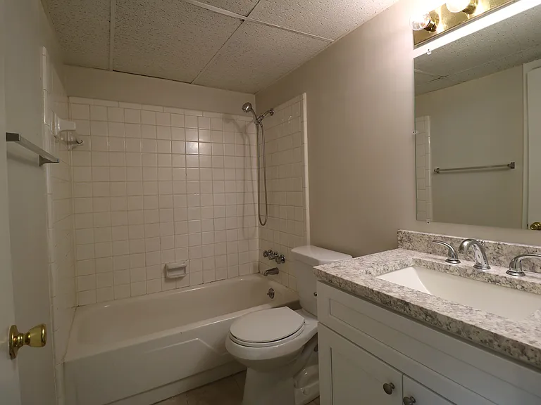 3822K W Country Club Rd — Photo 12