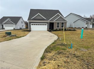 13000 Duck Blind Ct, Painesville, OH 44077