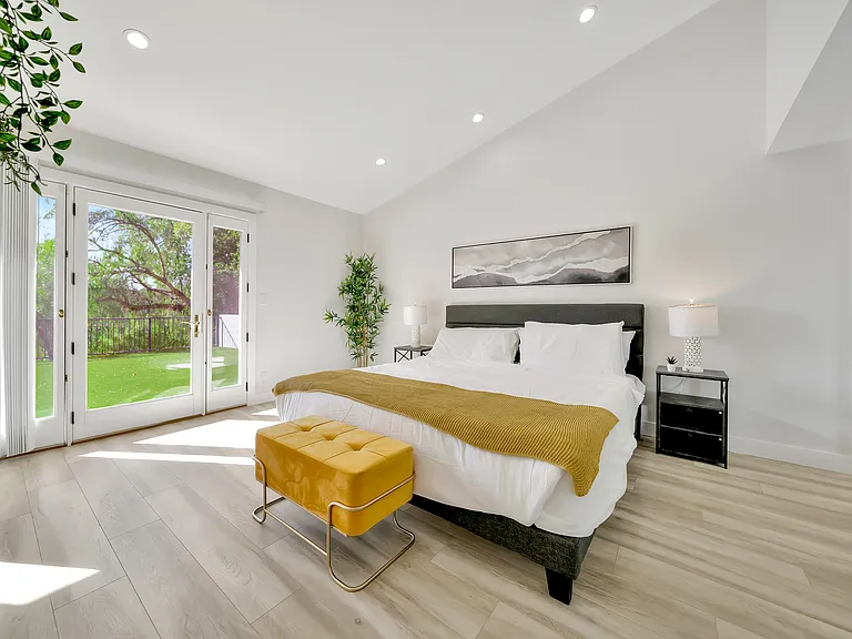 5565 Ostin Ave — Photo 46