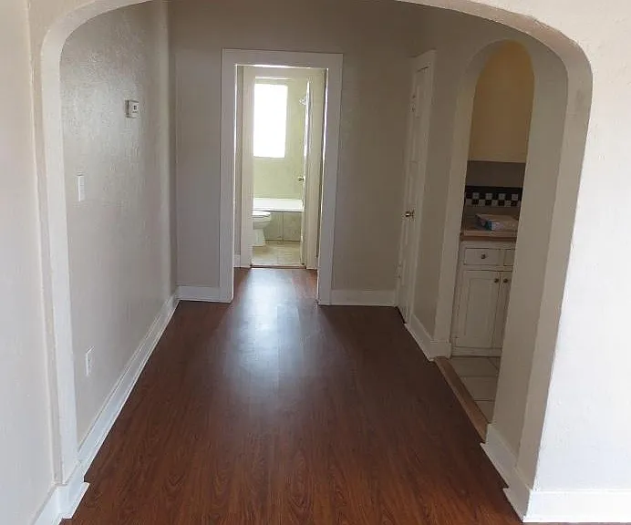 1019 W Woodland Ave #2 — Photo 3