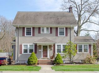 448 Ridgewood Rd, Maplewood, NJ 07040