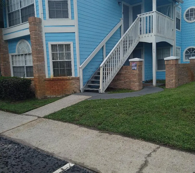 2727 N Poinciana Blvd #139