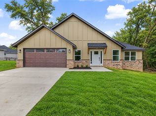 3 Lockhart Pl, Bella Vista, AR 72715