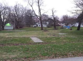 1004 W Chestnut St, Savannah, MO 64485