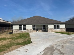 1007 S Cherokee Ave, Tahlequah, OK 74464