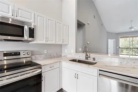 414 Enclave Pl #414 — Photo 3