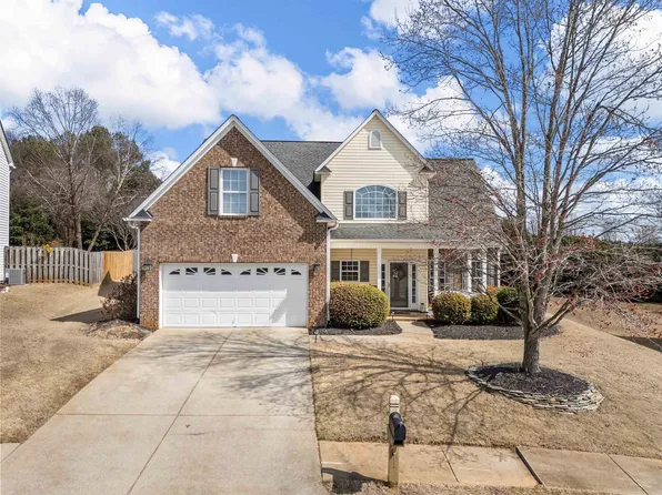 250 Wycliff Dr, Spartanburg, SC 29301