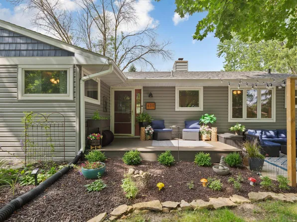 406 Ivanhoe Ave, Northfield, MN 55057