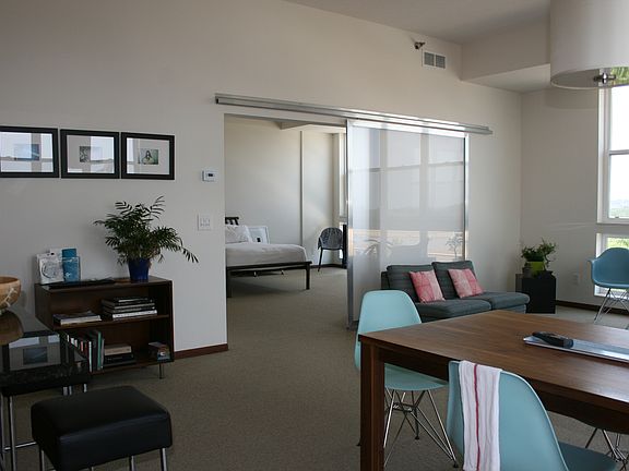 4th image of 2650 University Ave W APT 419