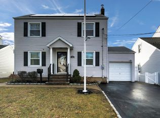 502 Whitewood Rd, Union, NJ 07083