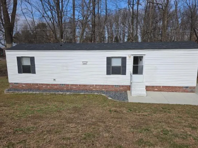 412 Oak Ridge Dr — Photo 2
