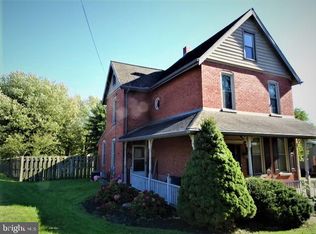 3 Main St, Marietta, PA 17547