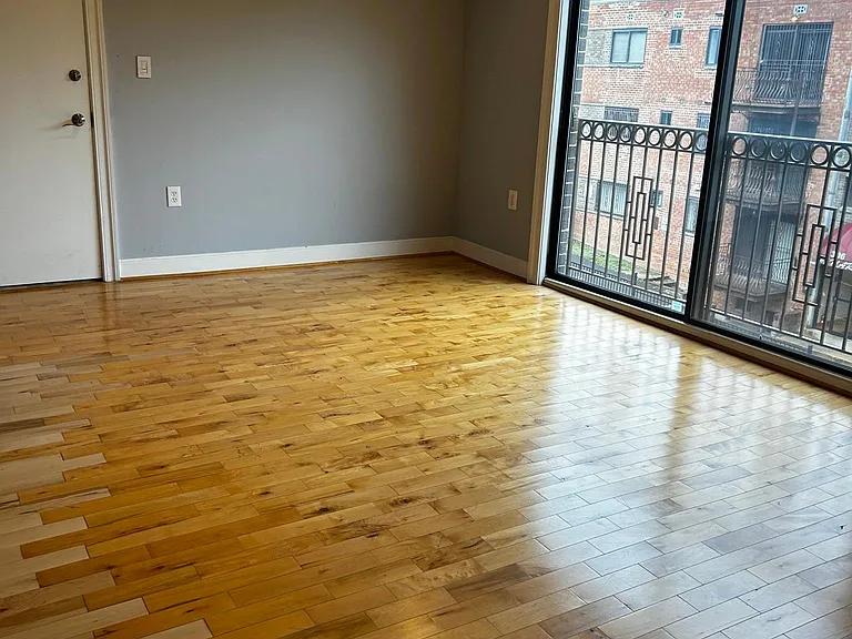 310B Atlantic St SE #301 — Photo 1