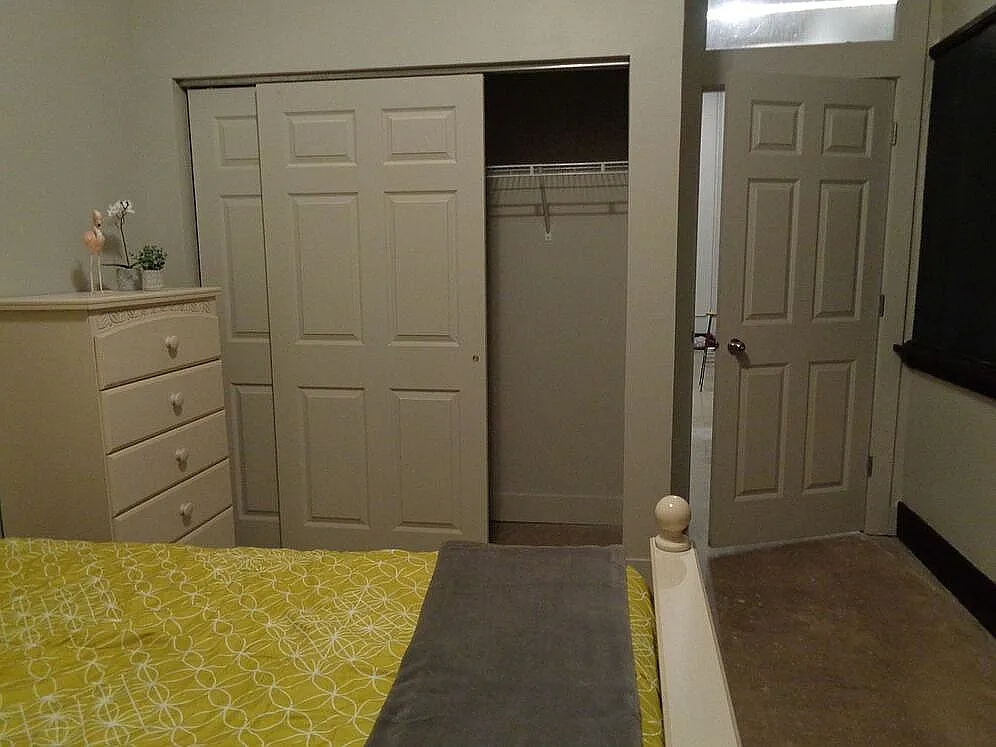 Phillips Luxury Apartments — Photo 2